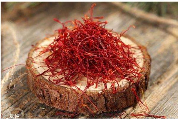 什么是藏红花呢 藏红花有什么作用呢