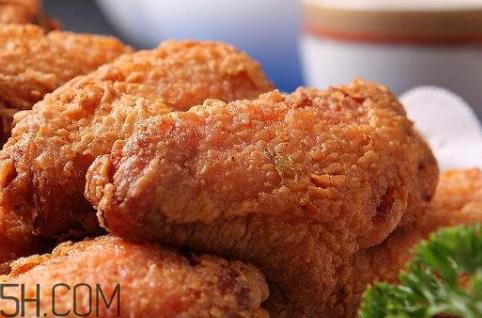 炸鸡翅要炸几分钟 六分钟即可搞定