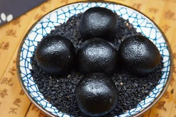 黑芝麻丸是饭前吃还是饭后吃 黑芝麻丸什么时候吃效果最好