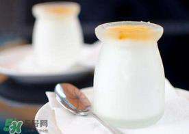 吃虾爬子能喝酸奶吗？虾爬子和酸奶能一起吃吗？