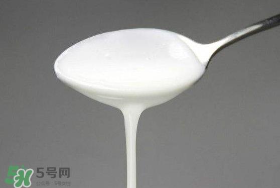 吃虾爬子能喝酸奶吗？虾爬子和酸奶能一起吃吗？