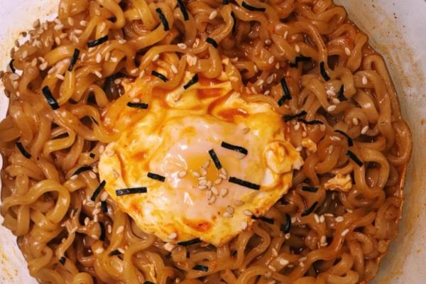 火鸡面为什么那么贵 有这些原因