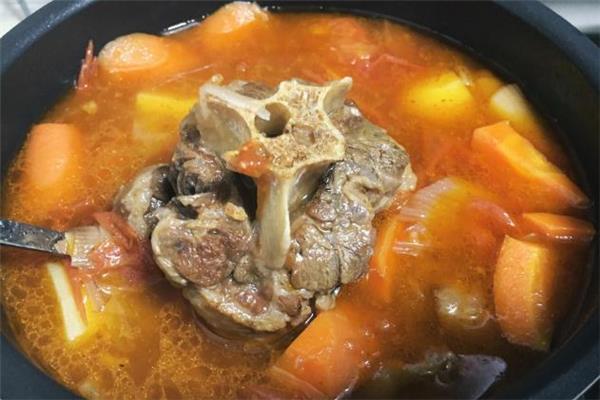 牛尾汤怎么做没有腥味 牛尾汤怎么可以去腥味
