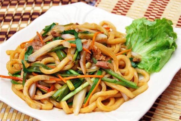 乌冬面怎么炒 乌冬面先煮了才能炒吗