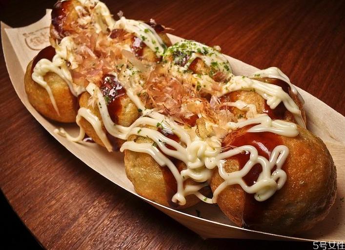 章鱼小丸子怎么判断熟不熟 章鱼小丸子里面发粘