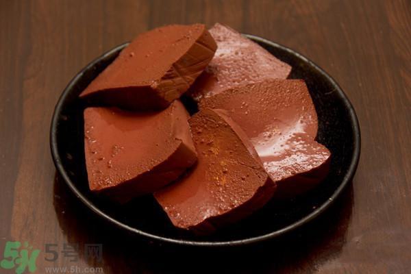 吃猪血会上火吗？上火可以吃猪血吗？