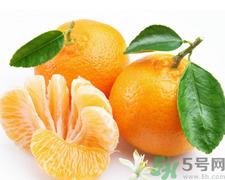 吃橘子能喝牛奶吗?吃完橘子可以喝牛奶吗?