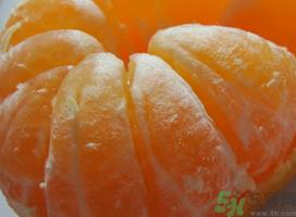 吃橘子能喝牛奶吗?吃完橘子可以喝牛奶吗?