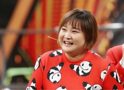 ​贾玲（原名贾俞玲,中国内地喜剧女演员、导演、编剧）