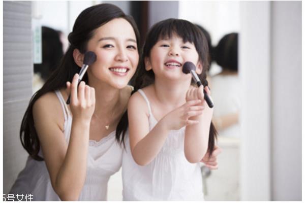 睡觉前做好这几点，美白更有效哦