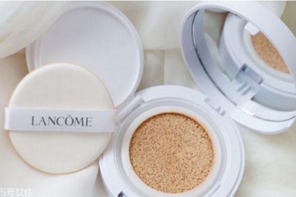 修容棒和气垫cc谁先用 修容棒怎么使用 修容棒和气垫cc谁先用 修容棒怎么使用