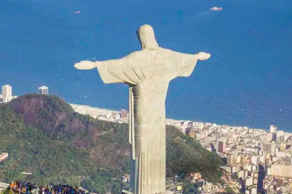 探秘巴西的基督教像的来历,巴西的基督教像不为人知的秘密 2