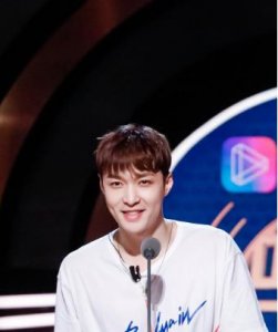 ​《吐槽大会3》张艺兴回应人设争议