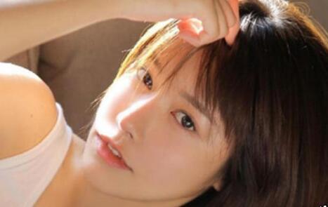 当一个女人肯借钱给你是什么关系