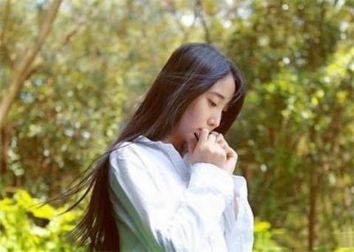 ​怎么写情书给女生，表白女孩情书简短