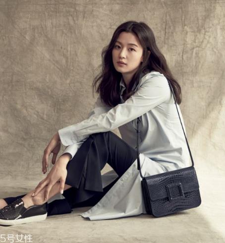 rouge lounge是什么档次？韩国超火的爆款包包