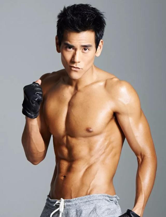 为什么彭于晏能够拥有如此完美身材？原因只有以下两点