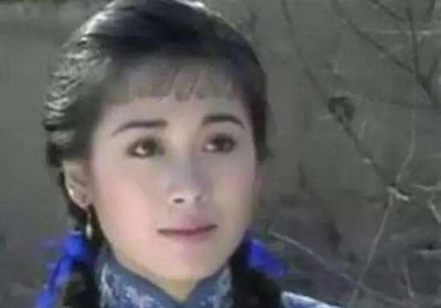 ​说一下封神榜中苏妲己的扮演人物傅艺伟