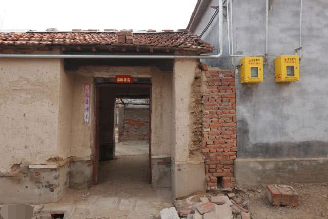 农村不准烧煤怎么取暖？专家建议用电和气，老农：只能挨冻了！