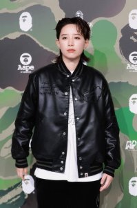 ​上海时尚夜，邱淑贞和女儿各有各美，何超欣土气，李晨带儿子混圈