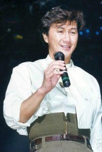 ​粤语歌坛十大殿堂级男歌手排名，歌神稳居第一，刘德华上不了榜！