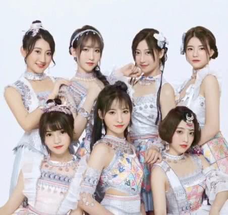 中国女团五大排名:火箭少女只排第四,网友:第一名当之无愧!