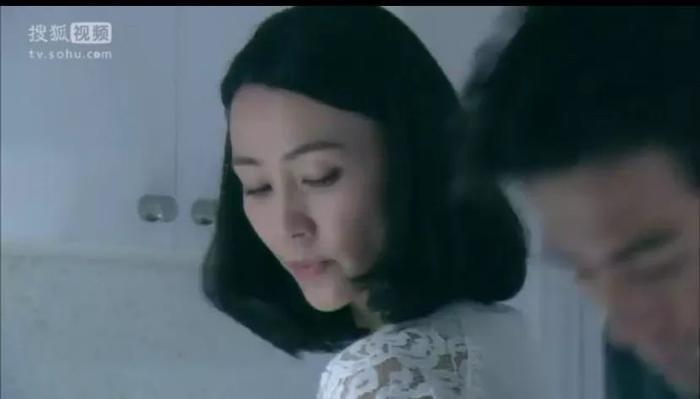 “中国最帅教授”出轨被撕上热搜:披着羊皮的,从来都是狼