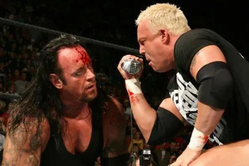 WWE送葬者十大奇葩比赛,前面的太恐怖,最后两场被骂侮辱智商!