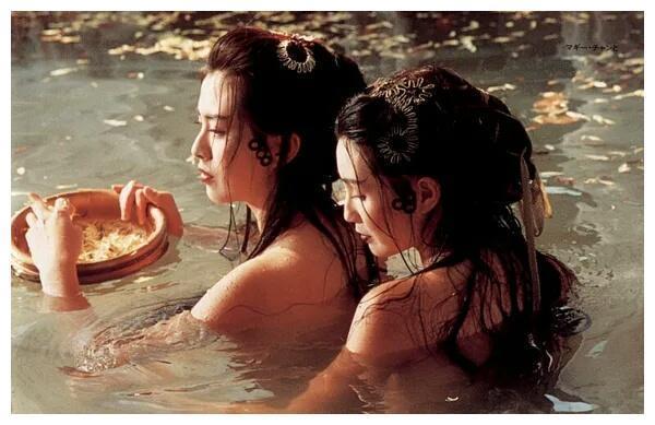 看了《青蛇》才知道:经典电影在“玩命”,如今的电影全“奔现”