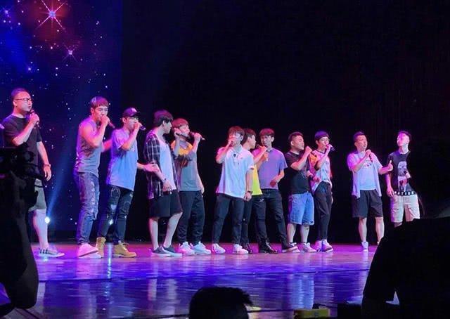 10届快男重聚,谭杰希整容认不出,李炜无人识,最红的却是他?