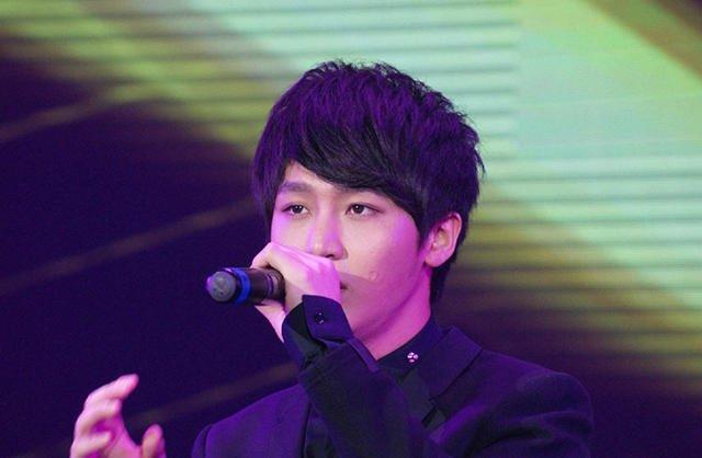 10届快男重聚,谭杰希整容认不出,李炜无人识,最红的却是他?