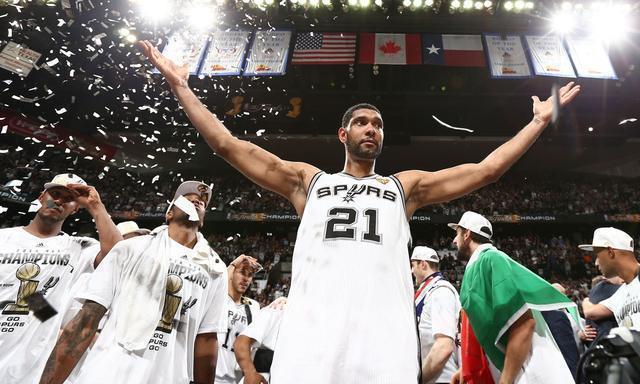 NBA最疯狂的摆烂!97年为获得邓肯15支球队摆烂