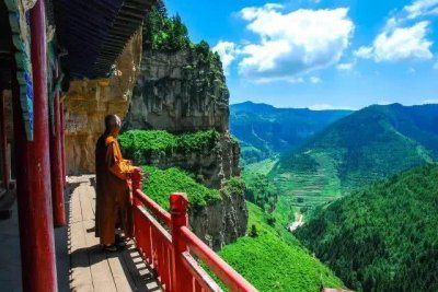 ​山西隐藏一个全国“最恐怖”栈道，还有神奇悬棺，光看图腿就软了