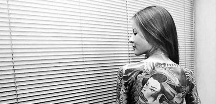 日本黑帮“女老大”,曾血洗对方老巢,最终帮派解散下场凄惨