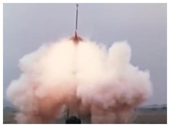 假如苏联没有解体，实力接近美国，对于现在世界格局有何影响？