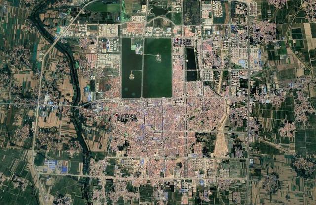 河南商丘名字最难认的县，城内有一个矩形大湖，被誉为中原水城