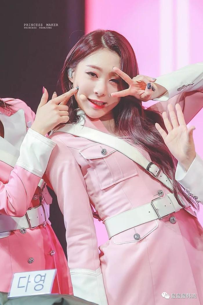 又一个四代女团成员减肥成功脱胎换骨了！