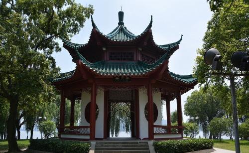 东湖梨园，美丽的风情吸引人，作为游客理想的驿站，一来不想走了