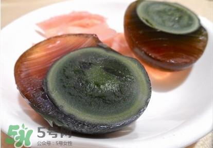 松花蛋是皮蛋吗?松花蛋和皮蛋的区别 松花蛋是皮蛋吗?松花蛋和皮蛋的区别