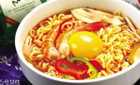 农心辛拉面真的健康吗?看看它非油炸的真面目 农心辛拉面真的健康吗?看看它非油炸的真面目