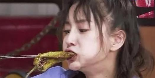 49岁的陈浩民，公开承认整容，网友大赞！Angelababy却被狂嘲