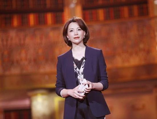 55岁程前老婆近照曝光，原来是熟悉的面孔！