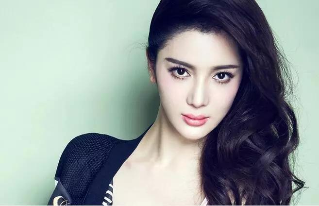 赵本山去世的四位徒弟，有的病死有的作死，女徒死因始终未解