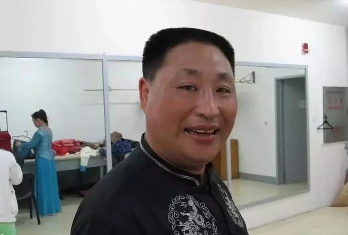 赵本山去世的四位徒弟，有的病死有的作死，女徒死因始终未解