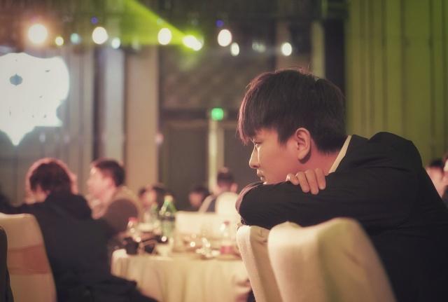 eStar花海照片流出,长相清秀实力超群,身兼E星“复兴重任”