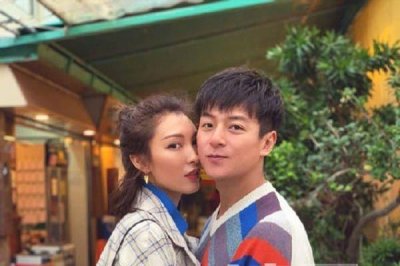 ​40岁朱雨辰恋情曝光，女友穿衣大胆又潮流，朱妈妈会不会头疼？