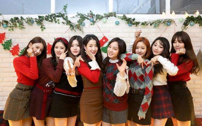 wanna one今解散, 姜丹尼尔人气一骑绝尘, 其余团员都回去拖飞机