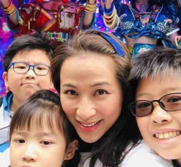 大尺度作品被儿子看到羞愧难当,麦家琪儿子:你竟然拍这种东西