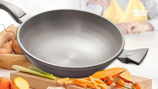 蜗品WOWPIN联手美国鹅妈妈推出鹅妈妈晶钻锅