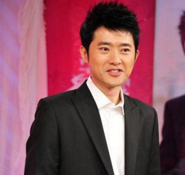 这5位不仅是大明星，照样隐形大富豪，末了一名家里的衣服值2亿！